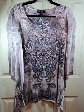 Cal Style Lavender Paisley Tunic Top